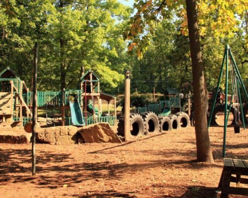 Large_Retreats_Playground-500X400 Large Retreats Playground 500X400 1